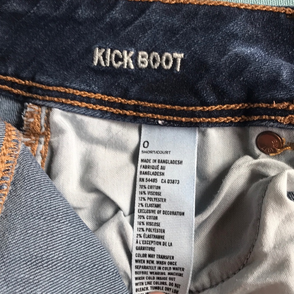 American Eagle 🦅 kickboot jean